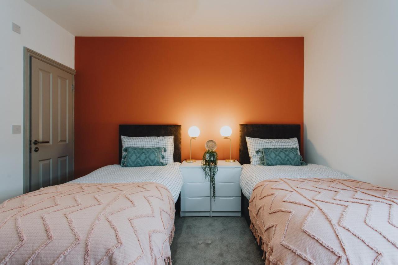 Townhouse House Ideal Contractors In Rugby Extérieur photo