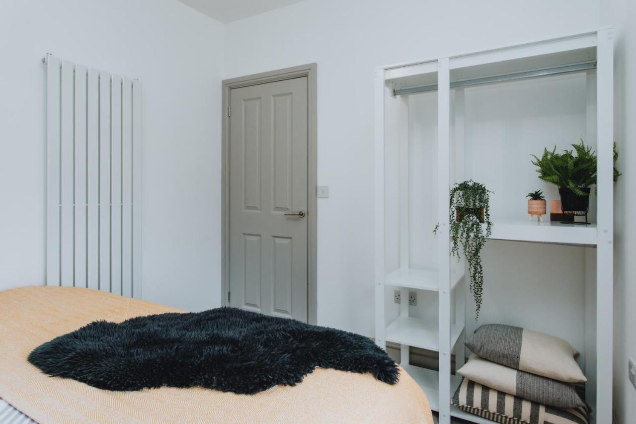 Townhouse House Ideal Contractors In Rugby Extérieur photo