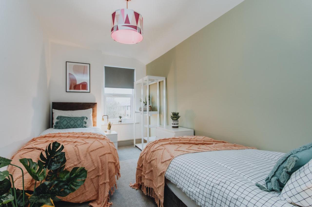 Townhouse House Ideal Contractors In Rugby Extérieur photo
